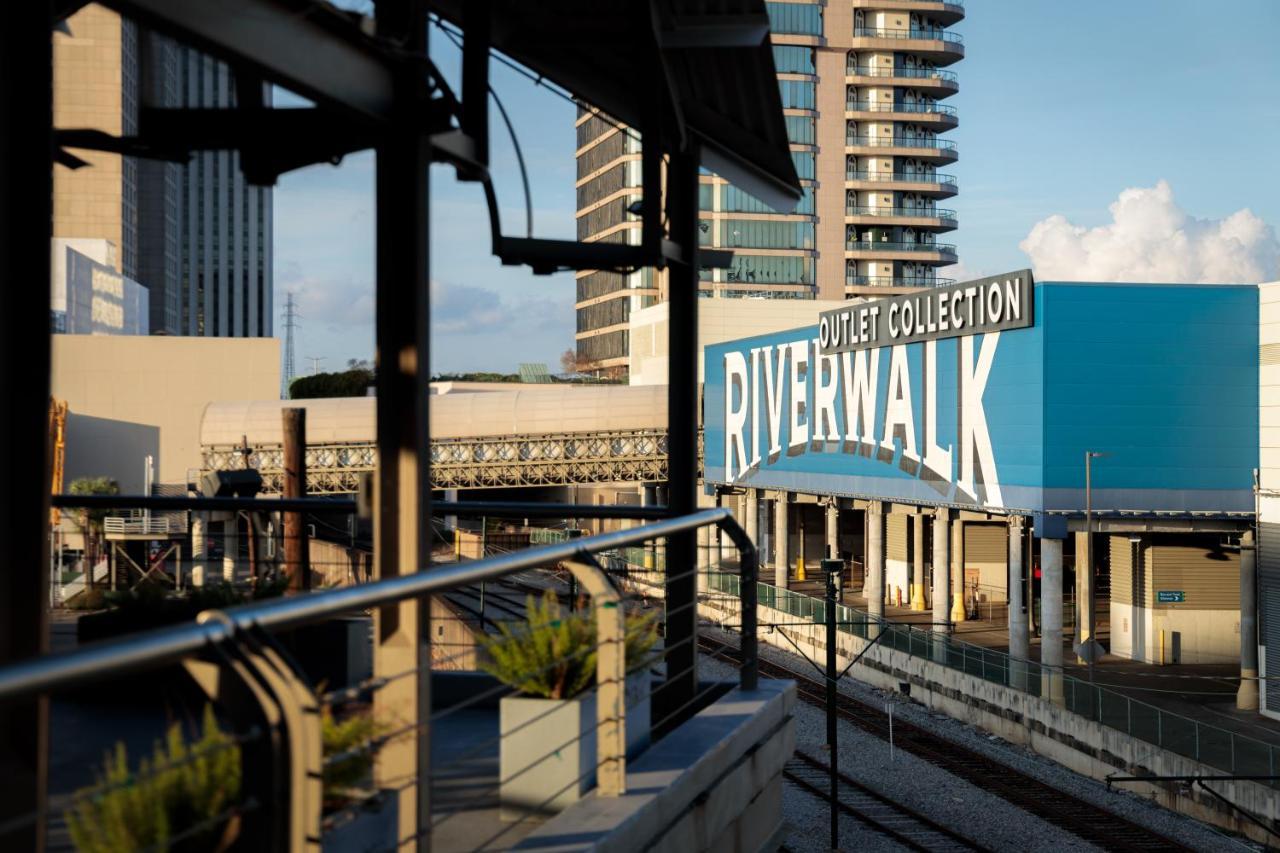 Hyatt Place New Orleans Convention Center Exterior photo