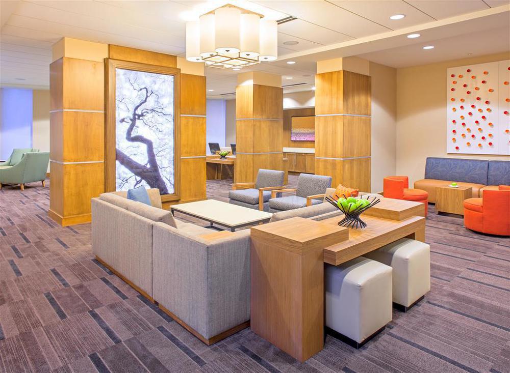 Hyatt Place New Orleans Convention Center Interior photo